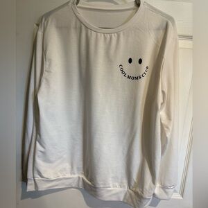 Light weight sweater shirt for cool mom “cool moms club”
